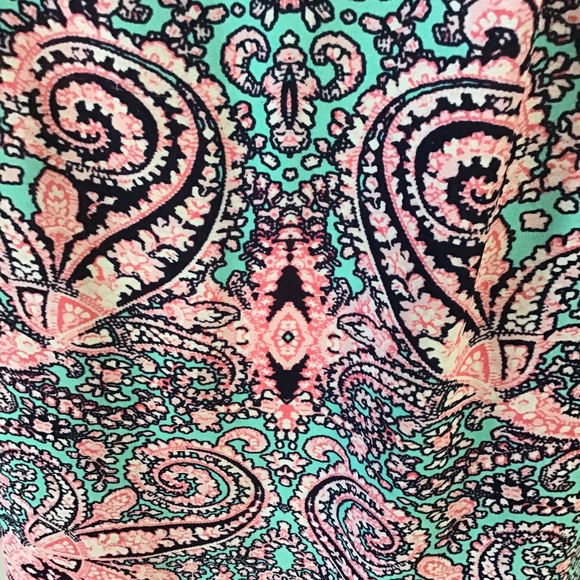 Inc. International top - Picture 5 of 5